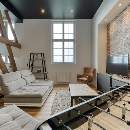 Jonathan Avec Place De Parking * Rouen